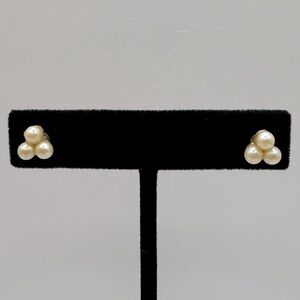 VINTAGE Mini Pearl Cluster Earrings